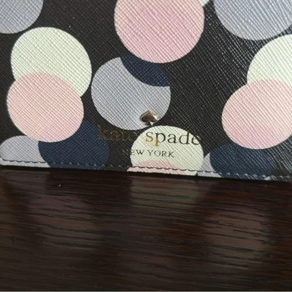 Kate Spade-Meghan Gallery Drive Card Holder (Neutrel-Multi 🩷🤍) Storybook Lined - Picture 2 of 6